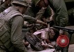Standbild US-Marines starten Tet-Offensive in Hue Hue Vietnam, 1968, aus Sekunde 18 historischem Filmmaterial Videoclip 65675052395