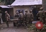 Standbild US-Marines starten Tet-Offensive in Hue Hue Vietnam, 1968, aus Sekunde 56 historischem Filmmaterial Videoclip 65675052395