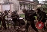 Standbild marines von L Unternehmen Hue Vietnam, 1968, aus Sekunde 43 historischem Filmmaterial Videoclip 65675052396