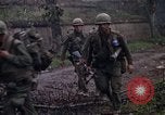 Standbild marines von L Unternehmen Hue Vietnam, 1968, aus Sekunde 16 historischem Filmmaterial Videoclip 65675052397