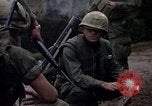 Standbild marines von L Unternehmen Hue Vietnam, 1968, aus Sekunde 46 historischem Filmmaterial Videoclip 65675052397