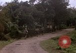 Standbild H Firma 2nd Battalion 5th Marines 1 Division Hue Vietnam, 1968, aus Sekunde 18 historischem Filmmaterial Videoclip 65675052401