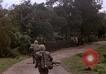 Standbild H Firma 2nd Battalion 5th Marines 1 Division Hue Vietnam, 1968, aus Sekunde 27 historischem Filmmaterial Videoclip 65675052401