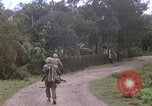Standbild H Firma 2nd Battalion 5th Marines 1 Division Hue Vietnam, 1968, aus Sekunde 32 historischem Filmmaterial Videoclip 65675052401