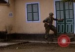 Standbild H Firma 2nd Battalion 5th Marines 1 Division Hue Vietnam, 1968, aus Sekunde 39 historischem Filmmaterial Videoclip 65675052401