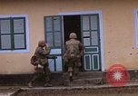 Standbild H Firma 2nd Battalion 5th Marines 1 Division Hue Vietnam, 1968, aus Sekunde 42 historischem Filmmaterial Videoclip 65675052401