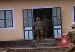 Standbild H Firma 2nd Battalion 5th Marines 1 Division Hue Vietnam, 1968, aus Sekunde 45 historischem Filmmaterial Videoclip 65675052401