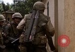Standbild H Firma 2nd Battalion 5th Marines 1 Division Hue Vietnam, 1968, aus Sekunde 48 historischem Filmmaterial Videoclip 65675052401