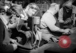 Image Les travailleurs de la production de guerre à l'usine d'avion Long Beach California USA, 1942, de la seconde 16 séquences d'archives historiques vidéo 65675052407