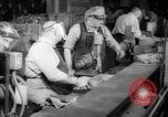 Image Les travailleurs de la production de guerre à l'usine d'avion Long Beach California USA, 1942, de la seconde 22 séquences d'archives historiques vidéo 65675052407