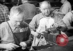 Image Les travailleurs de la production de guerre à l'usine d'avion Long Beach California USA, 1942, de la seconde 26 séquences d'archives historiques vidéo 65675052407