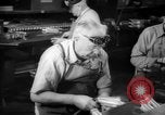 Image Les travailleurs de la production de guerre à l'usine d'avion Long Beach California USA, 1942, de la seconde 36 séquences d'archives historiques vidéo 65675052407