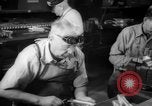 Image Les travailleurs de la production de guerre à l'usine d'avion Long Beach California USA, 1942, de la seconde 37 séquences d'archives historiques vidéo 65675052407