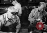 Image Les travailleurs de la production de guerre à l'usine d'avion Long Beach California USA, 1942, de la seconde 38 séquences d'archives historiques vidéo 65675052407