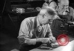 Image Les travailleurs de la production de guerre à l'usine d'avion Long Beach California USA, 1942, de la seconde 45 séquences d'archives historiques vidéo 65675052407