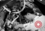 Standbild Arbeitnehmer El Segundo California USA, 1942, aus Sekunde 51 historischem Filmmaterial Videoclip 65675052409