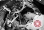 Standbild Arbeitnehmer El Segundo California USA, 1942, aus Sekunde 57 historischem Filmmaterial Videoclip 65675052409