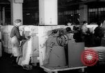 Immagine di Addetto Navale Pontiac Michigan USA, 1942, secondo 12 filmato di repertorio 65675052412