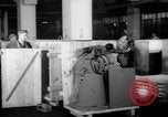 Immagine di Addetto Navale Pontiac Michigan USA, 1942, secondo 23 filmato di repertorio 65675052412