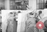 Immagine di Addetto Navale Pontiac Michigan USA, 1942, secondo 39 filmato di repertorio 65675052412