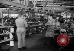 Immagine di Addetto Navale Pontiac Michigan USA, 1942, secondo 56 filmato di repertorio 65675052412