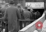 Standbild Arbeitnehmer Pontiac Michigan USA, 1942, aus Sekunde 21 historischem Filmmaterial Videoclip 65675052413
