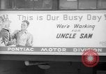Standbild Arbeitnehmer Pontiac Michigan USA, 1942, aus Sekunde 44 historischem Filmmaterial Videoclip 65675052413