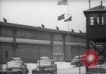 Standbild Arbeitnehmer Pontiac Michigan USA, 1942, aus Sekunde 55 historischem Filmmaterial Videoclip 65675052413