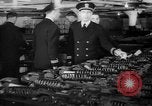 Immagine di Gli ufficiali navali Pontiac Michigan USA, 1942, secondo 31 filmato di repertorio 65675052414
