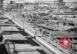 Standbild Liberty Schiffsbau Zweiter Weltkrieg Richmond California USA, 1942, aus Sekunde 12 historischem Filmmaterial Videoclip 65675052418