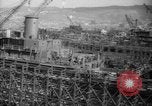 Image soudeurs Richmond California USA, 1942, de la seconde 26 séquences d'archives historiques vidéo 65675052419
