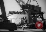Image soudeurs Richmond California USA, 1942, de la seconde 47 séquences d'archives historiques vidéo 65675052419