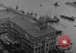 Immagine di Studenti Cinesi Shanghai in Cina, 1946, secondo 3 filmato di repertorio 65675052438
