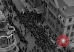 Immagine di Studenti Cinesi Shanghai in Cina, 1946, secondo 14 filmato di repertorio 65675052438