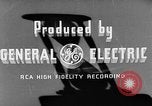 Image usine de General Electric United States USA, 1941, de la seconde 14 séquences d'archives historiques vidéo 65675052441