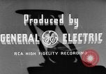 Image usine de General Electric United States USA, 1941, de la seconde 16 séquences d'archives historiques vidéo 65675052441