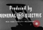 Image usine de General Electric United States USA, 1941, de la seconde 20 séquences d'archives historiques vidéo 65675052441