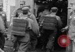 Immagine di I prigionieri cinesi Taipei Taiwan, 1954, secondo 14 filmato di repertorio 65675052451