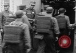 Immagine di I prigionieri cinesi Taipei Taiwan, 1954, secondo 16 filmato di repertorio 65675052451