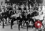 Image procession funéraire du roi Edouard VII London England Royaume-Uni, 1910, de la seconde 42 séquences d'archives historiques vidéo 65675052470