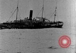 Standbild Untergang ein herrenloses Schiff United States USA, 1905, aus Sekunde 29 historischem Filmmaterial Videoclip 65675052476