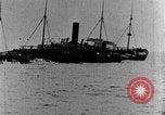 Standbild Untergang ein herrenloses Schiff United States USA, 1905, aus Sekunde 31 historischem Filmmaterial Videoclip 65675052476
