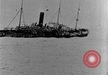 Standbild Untergang ein herrenloses Schiff United States USA, 1905, aus Sekunde 35 historischem Filmmaterial Videoclip 65675052476
