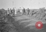 Immagine di Popolazioni indigene Uganda, 1924, secondo 8 filmato di repertorio 65675052478