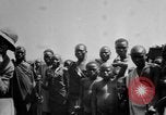 Immagine di Popolazioni indigene Uganda, 1924, secondo 30 filmato di repertorio 65675052478