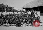 Standbild native Schulkinder Uganda, 1924, aus Sekunde 9 historischem Filmmaterial Videoclip 65675052480