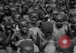Standbild native Schulkinder Uganda, 1924, aus Sekunde 62 historischem Filmmaterial Videoclip 65675052480