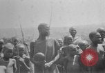 Standbild native people Uganda, 1924, aus Sekunde 1 historischem Filmmaterial Videoclip 65675052481