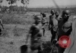Standbild native people Uganda, 1924, aus Sekunde 6 historischem Filmmaterial Videoclip 65675052481