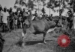 Standbild native people Uganda, 1924, aus Sekunde 15 historischem Filmmaterial Videoclip 65675052481
